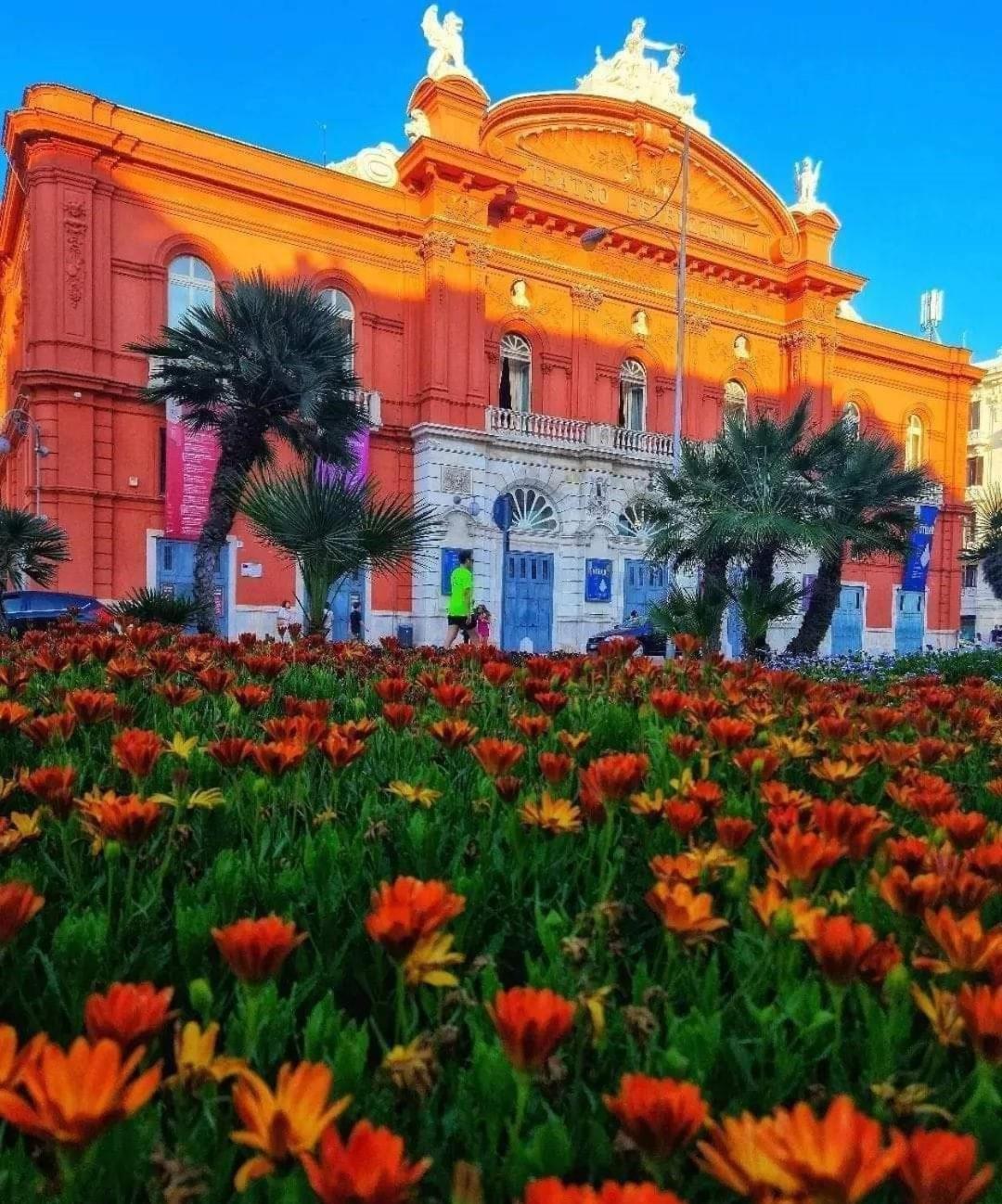 La Follia Dell'Architetto Villa Бари Екстериор снимка